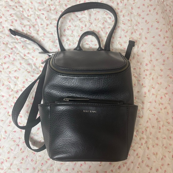 Matt & Nat Mini Backpack - Picture 1 of 10